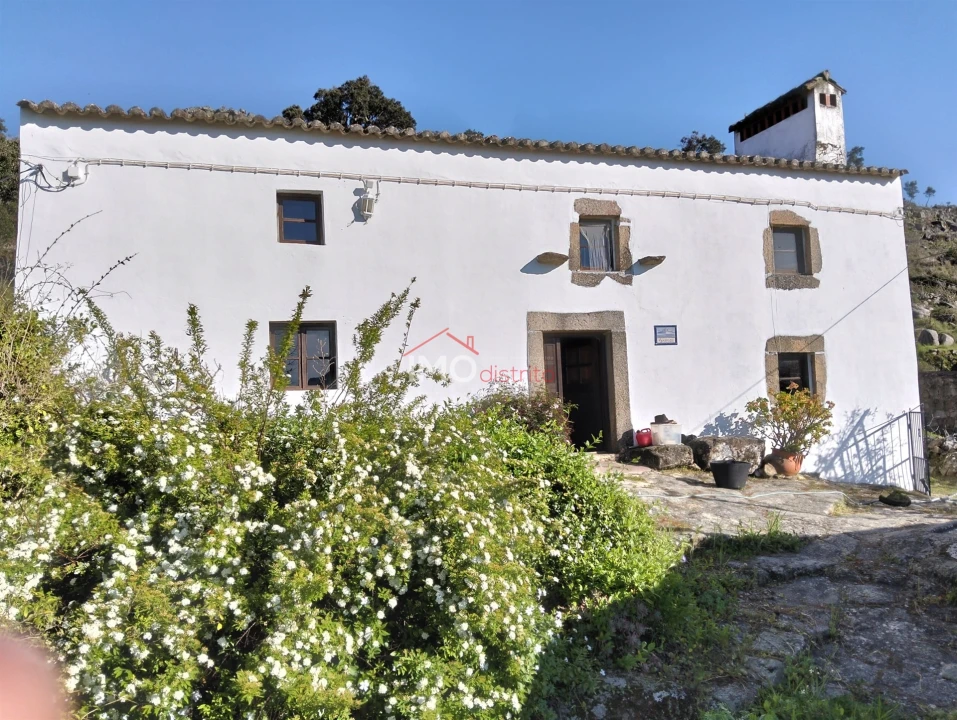Quinta T7 para Venda em Santa Maria de Marvão Foto 1