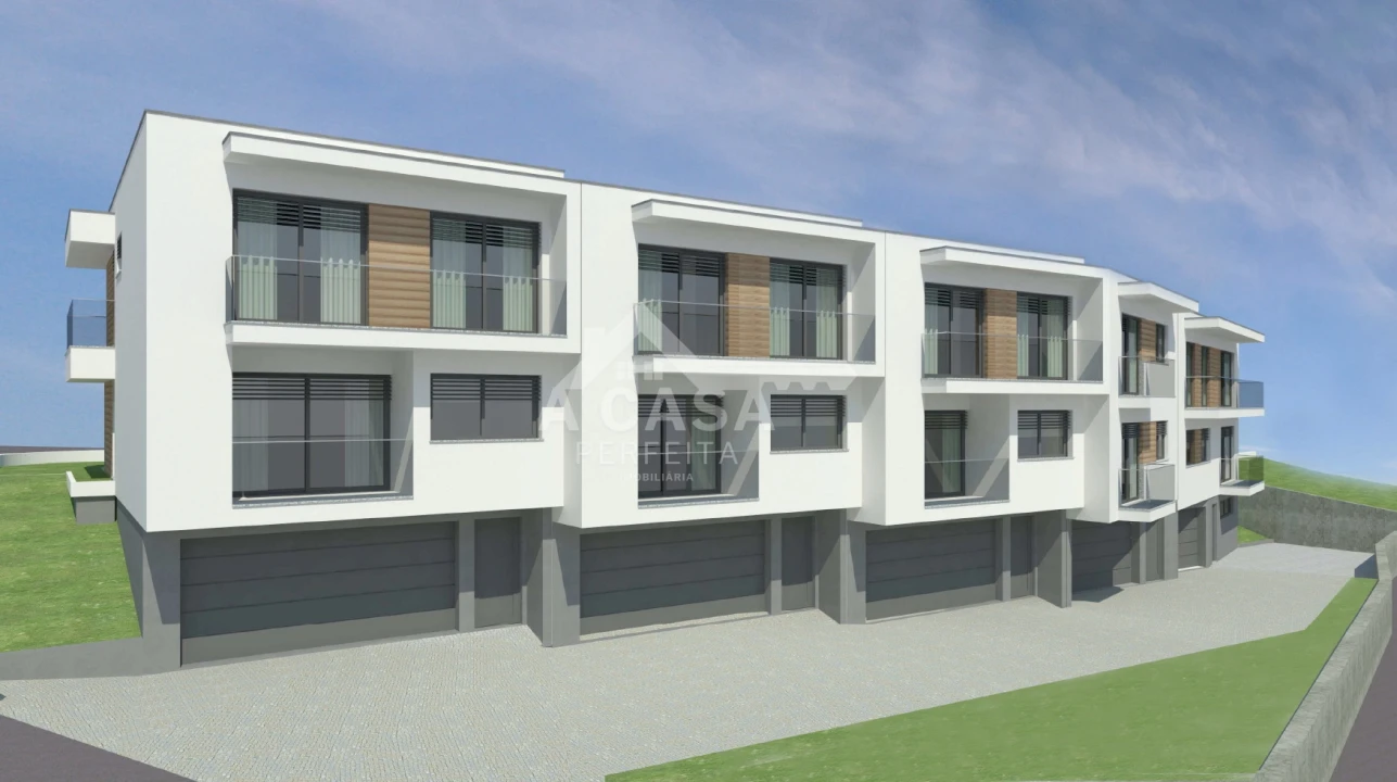 Moradia T3 para Venda em O. Azeméis, Riba-Ul, Ul, Macinhata Seixa, Madail Foto 3