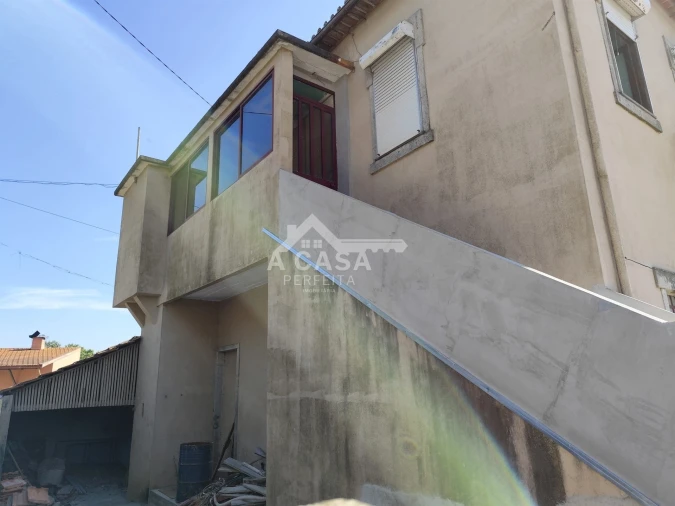 Moradia T3 para Venda em Macieira de Sarnes Foto 3