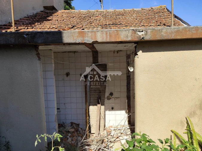 Moradia T3 para Venda em Macieira de Sarnes Foto 5