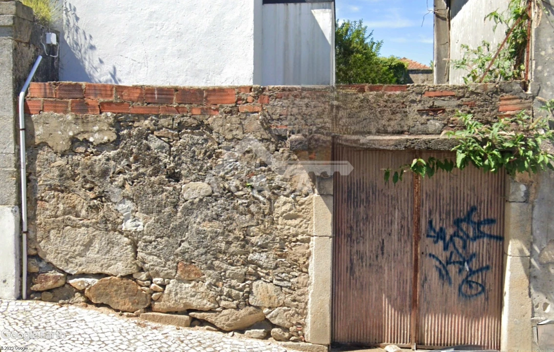 Armazém para Venda em São João da Madeira Foto 2