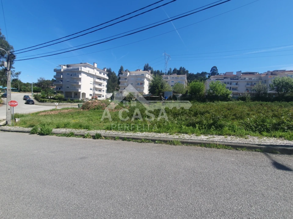 Terreno para Venda em Macieira de Sarnes Foto 2