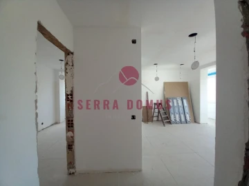 Apartamento T4 para Venda em Laranjeiro e Feijó