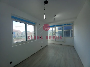 Apartamento T4 para Venda em Laranjeiro e Feijó