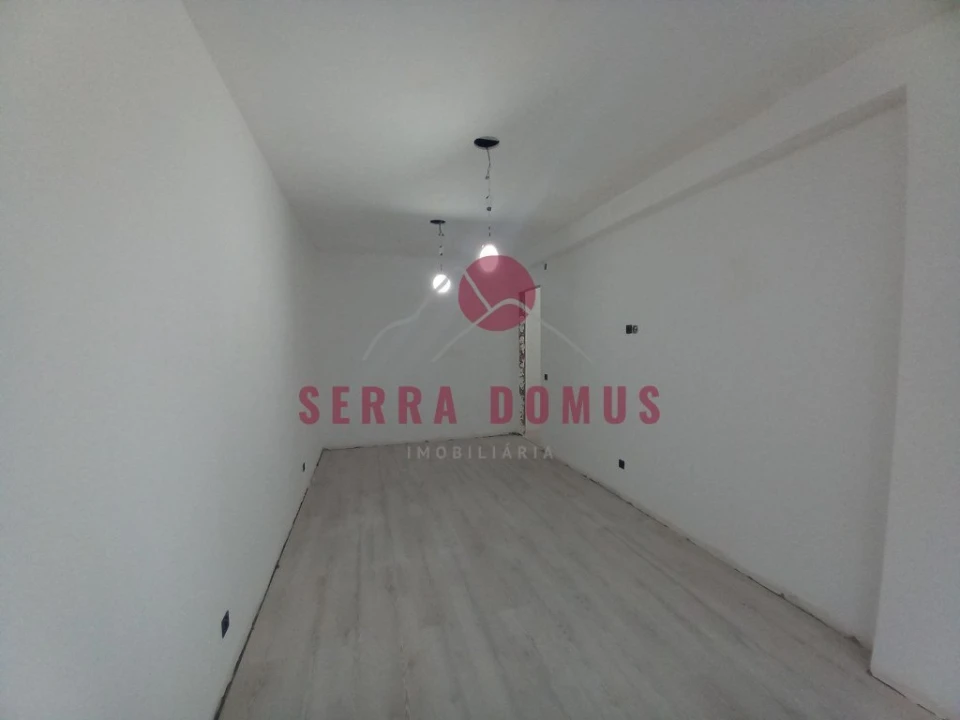 Apartamento T4 para Venda em Laranjeiro e Feijó Foto 3
