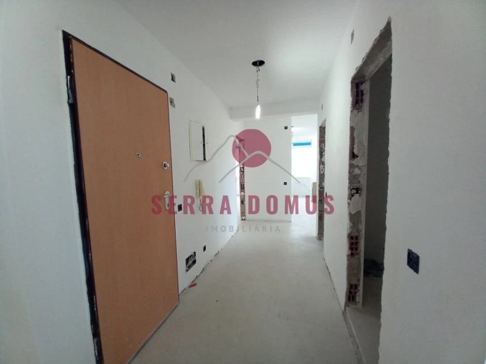 Apartamento T4 para Venda em Laranjeiro e Feijó Foto 17