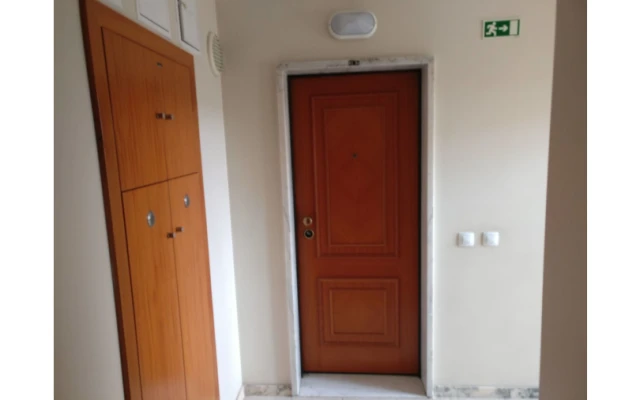 Apartamento T1 para Venda em Carregado e Cadafais Foto 3