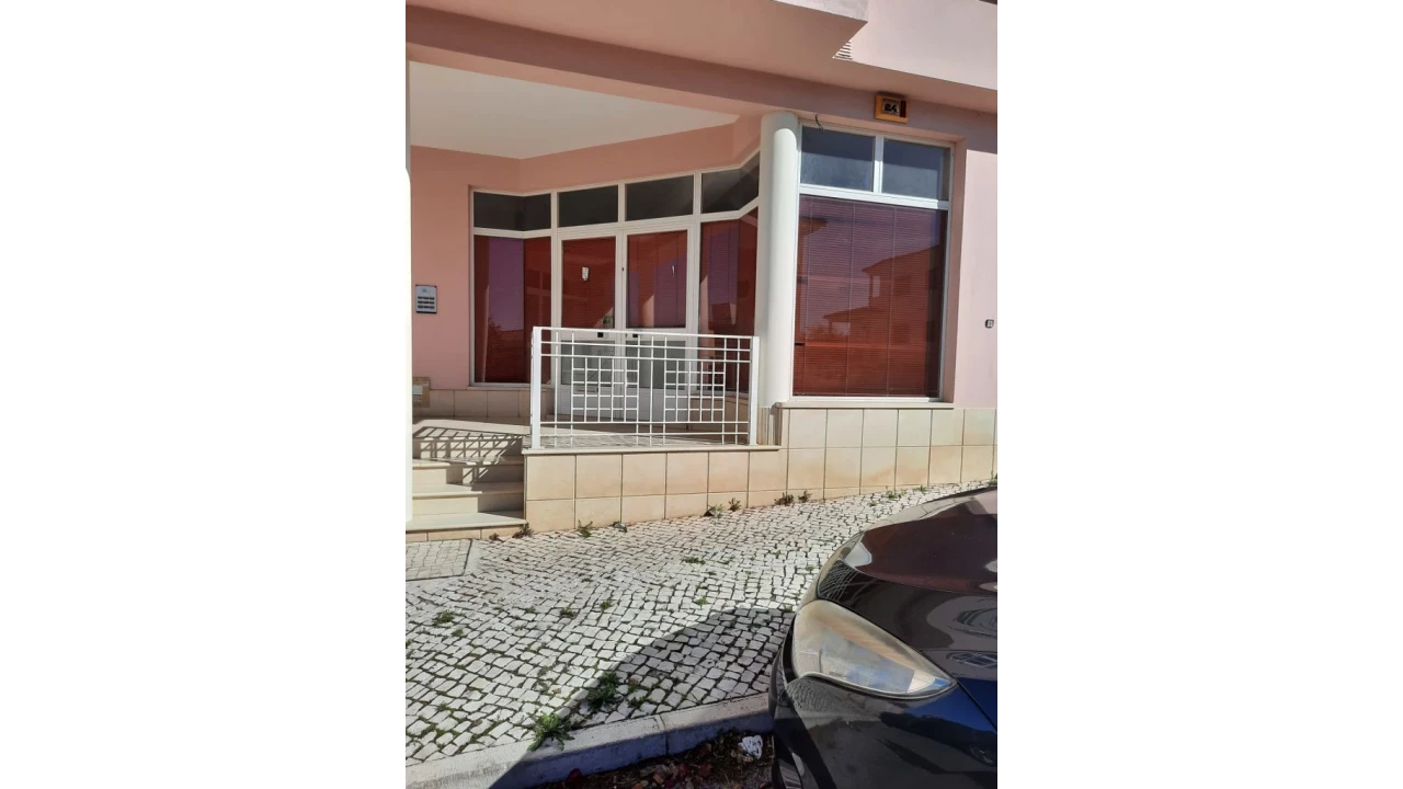 Loja para Venda em Nossa Senhora do Pópulo, Coto e São Gregório Foto 1