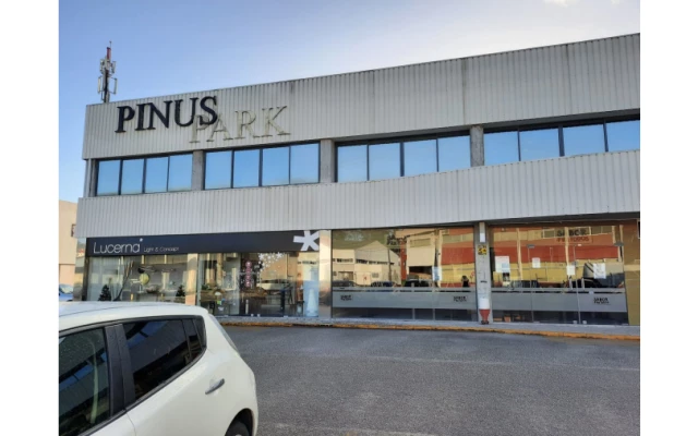 Garagem para Venda em Marinha Grande Foto 1