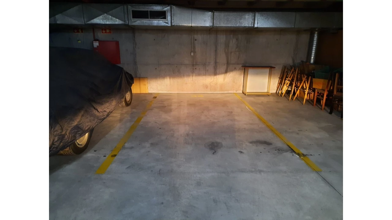 Garagem para Venda em Marinha Grande Foto 2