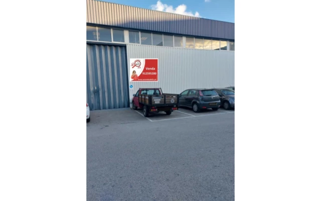 Armazém para Venda em Eiras e São Paulo de Frades