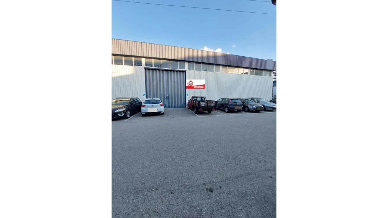 Armazém para Venda em Eiras e São Paulo de Frades Foto 3