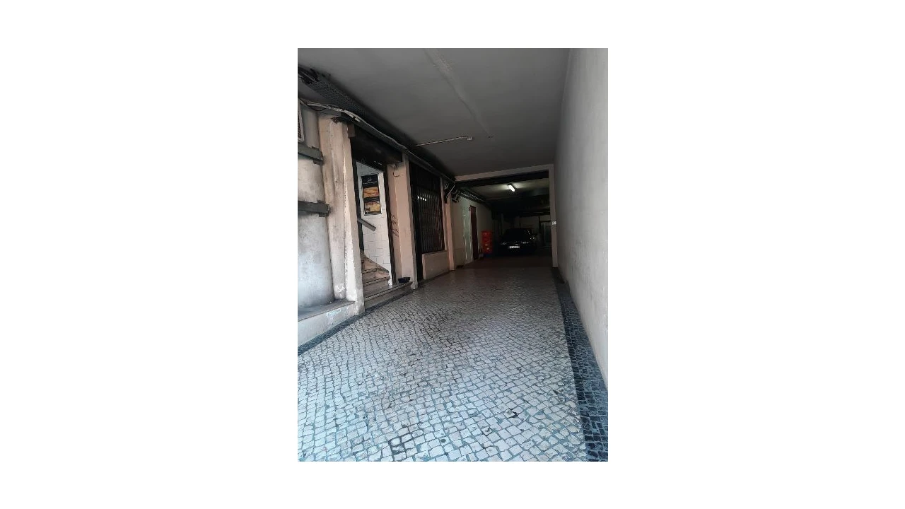 Loja para Venda em Leiria, Pousos, Barreira e Cortes Foto 9