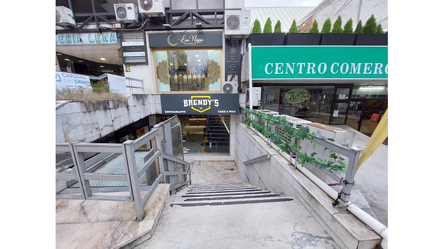 Loja para Venda em Leiria, Pousos, Barreira e Cortes Foto 2
