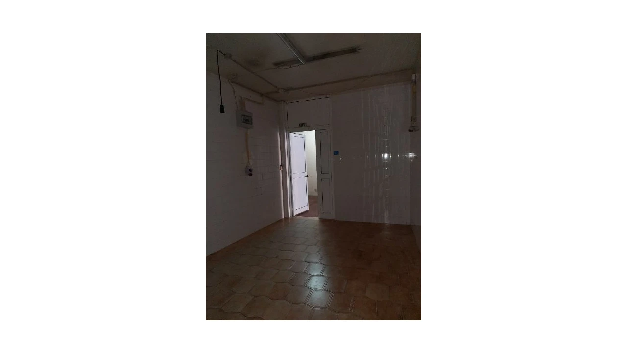 Loja para Venda em Leiria, Pousos, Barreira e Cortes Foto 10