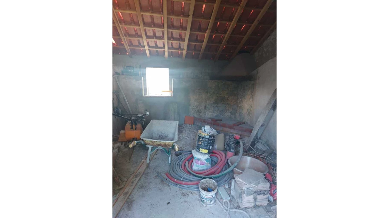Quinta T0 para Venda em Maceira Foto 7
