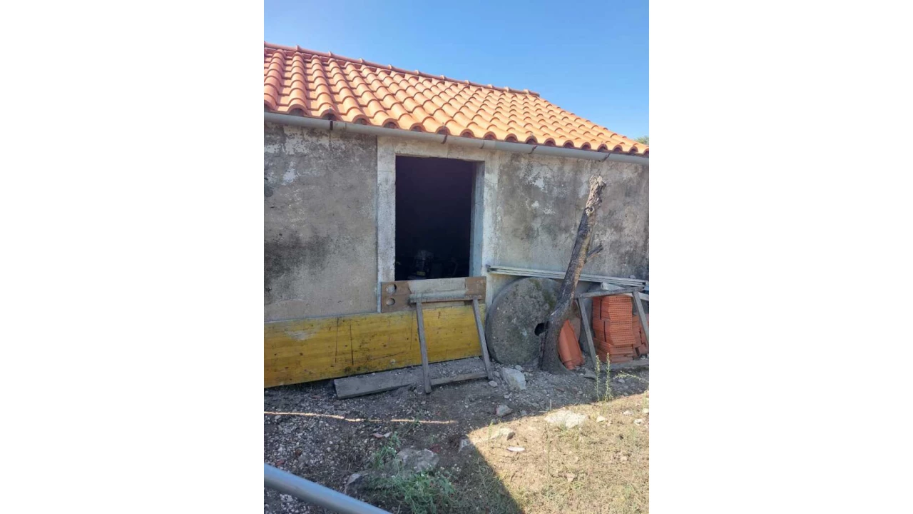 Quinta T0 para Venda em Maceira Foto 3