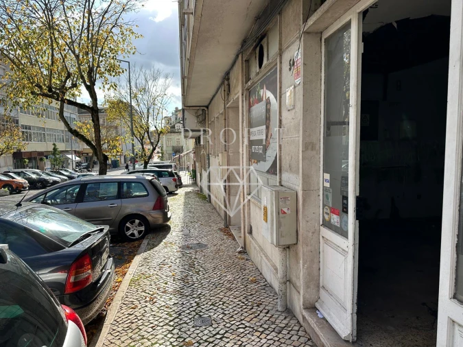 Loja para Arrendamento em Falagueira-Venda Nova Foto 16