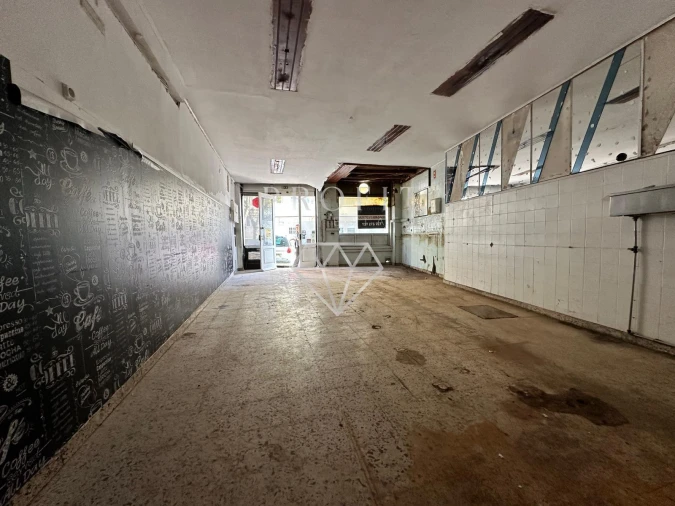 Loja para Arrendamento em Falagueira-Venda Nova Foto 8