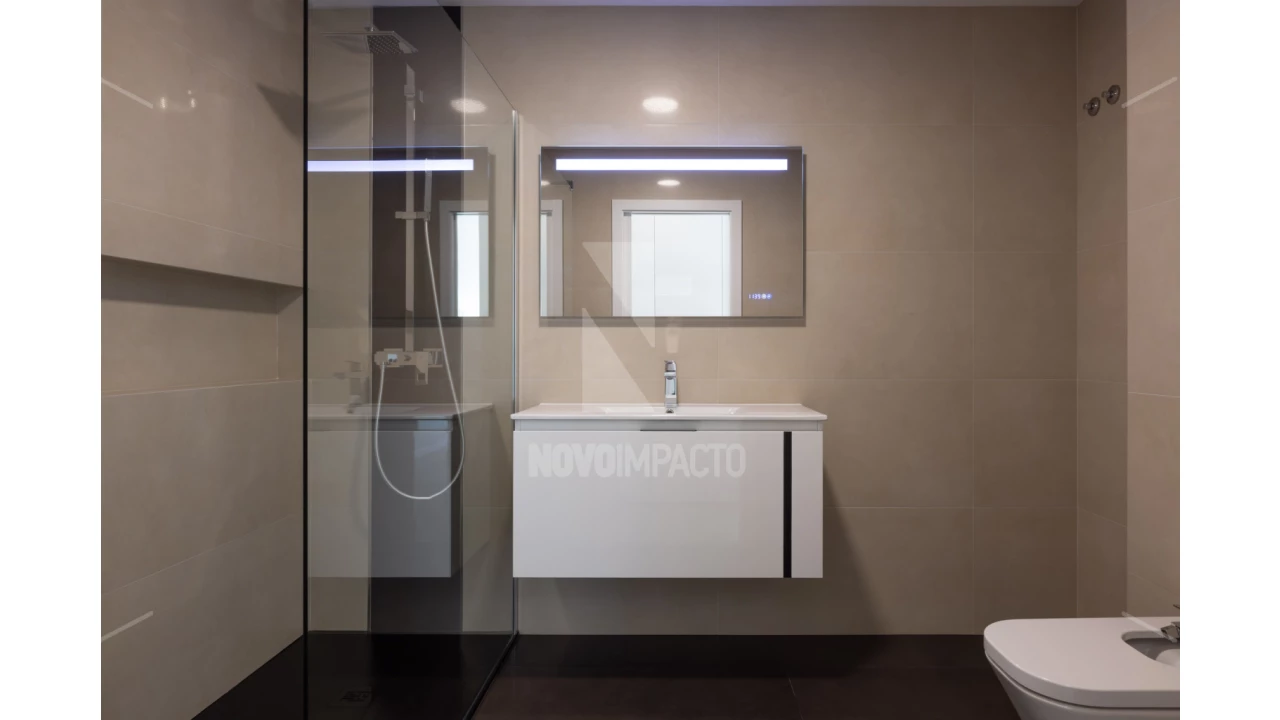Apartamento T4 para Venda em Alcochete Foto 20