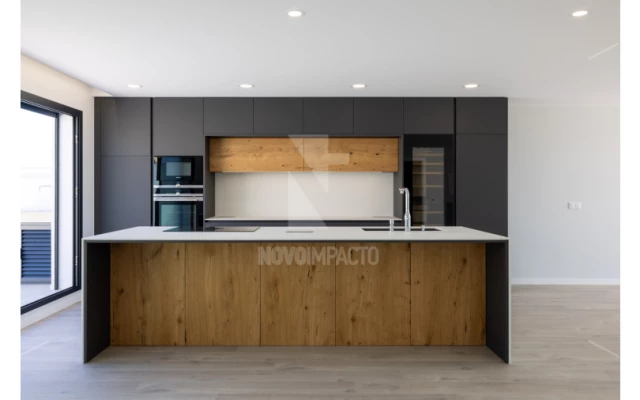 Apartamento T4 para Venda em Alcochete Foto 6