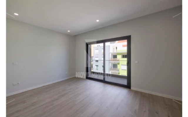 Apartamento T4 para Venda em Alcochete Foto 15