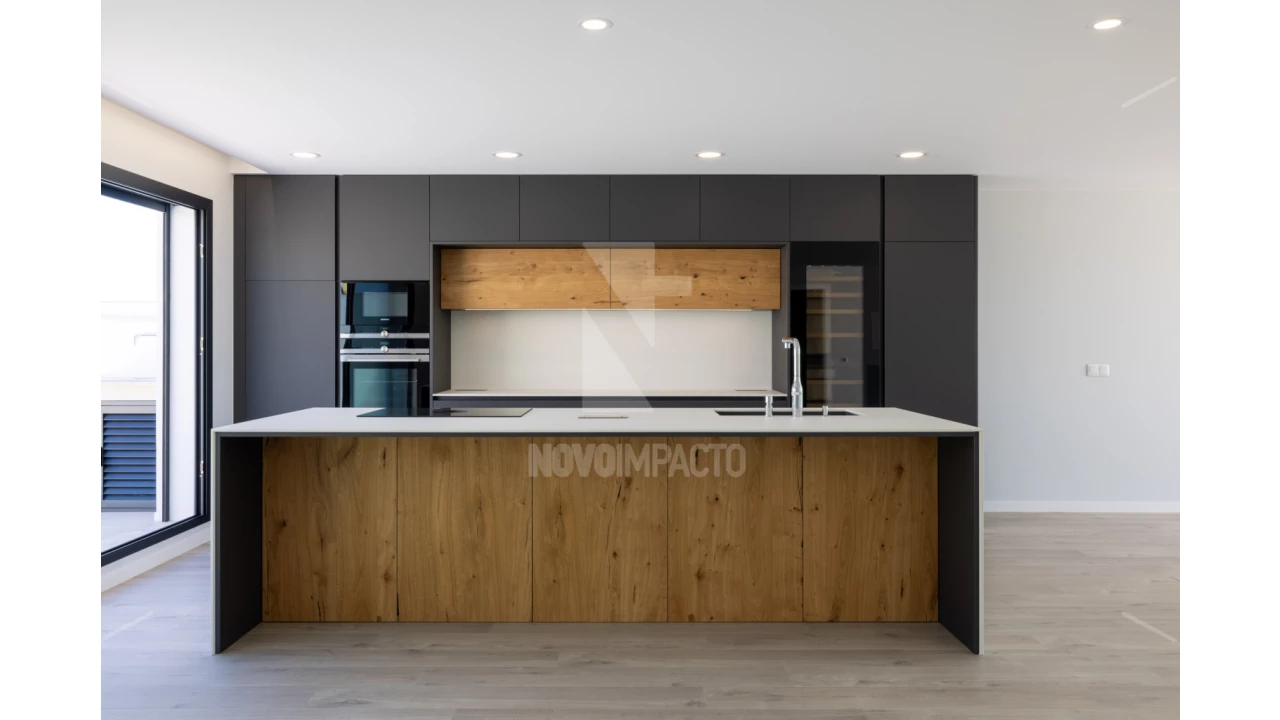 Apartamento T4 para Venda em Alcochete Foto 6