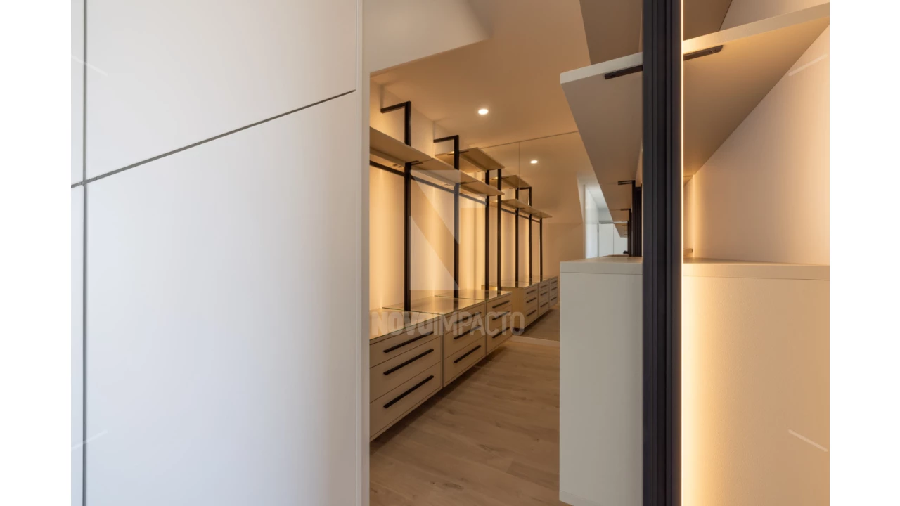 Apartamento T4 para Venda em Alcochete Foto 13