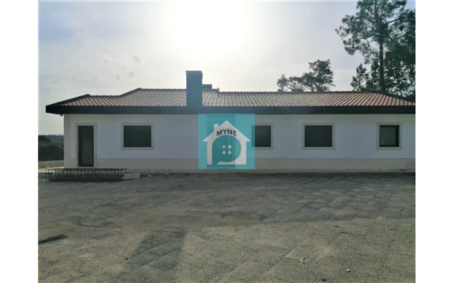 Moradia T4 para Venda em Rio Maior