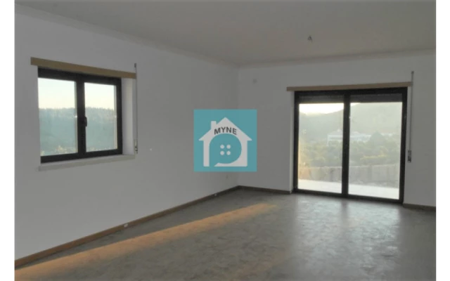 Moradia T4 para Venda em Rio Maior Foto 14