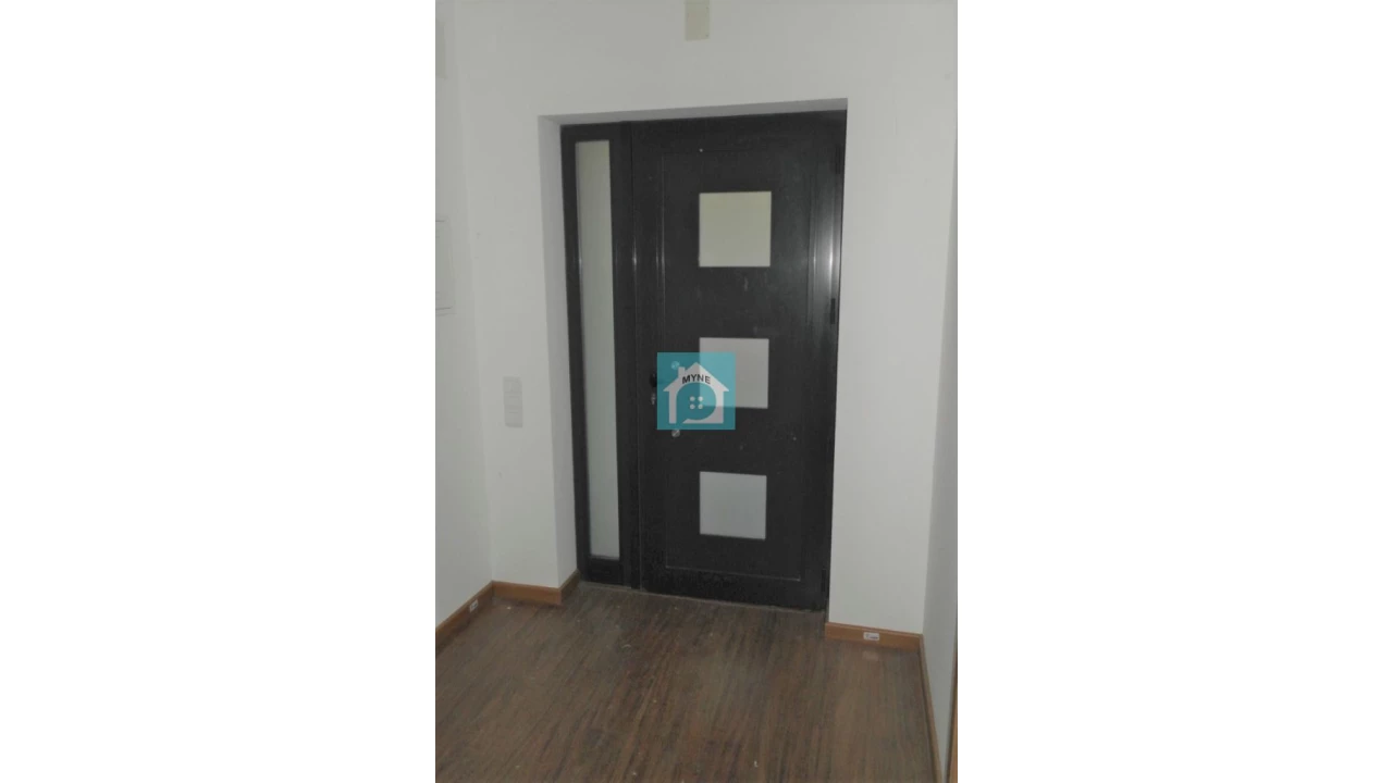 Moradia T4 para Venda em Rio Maior Foto 6