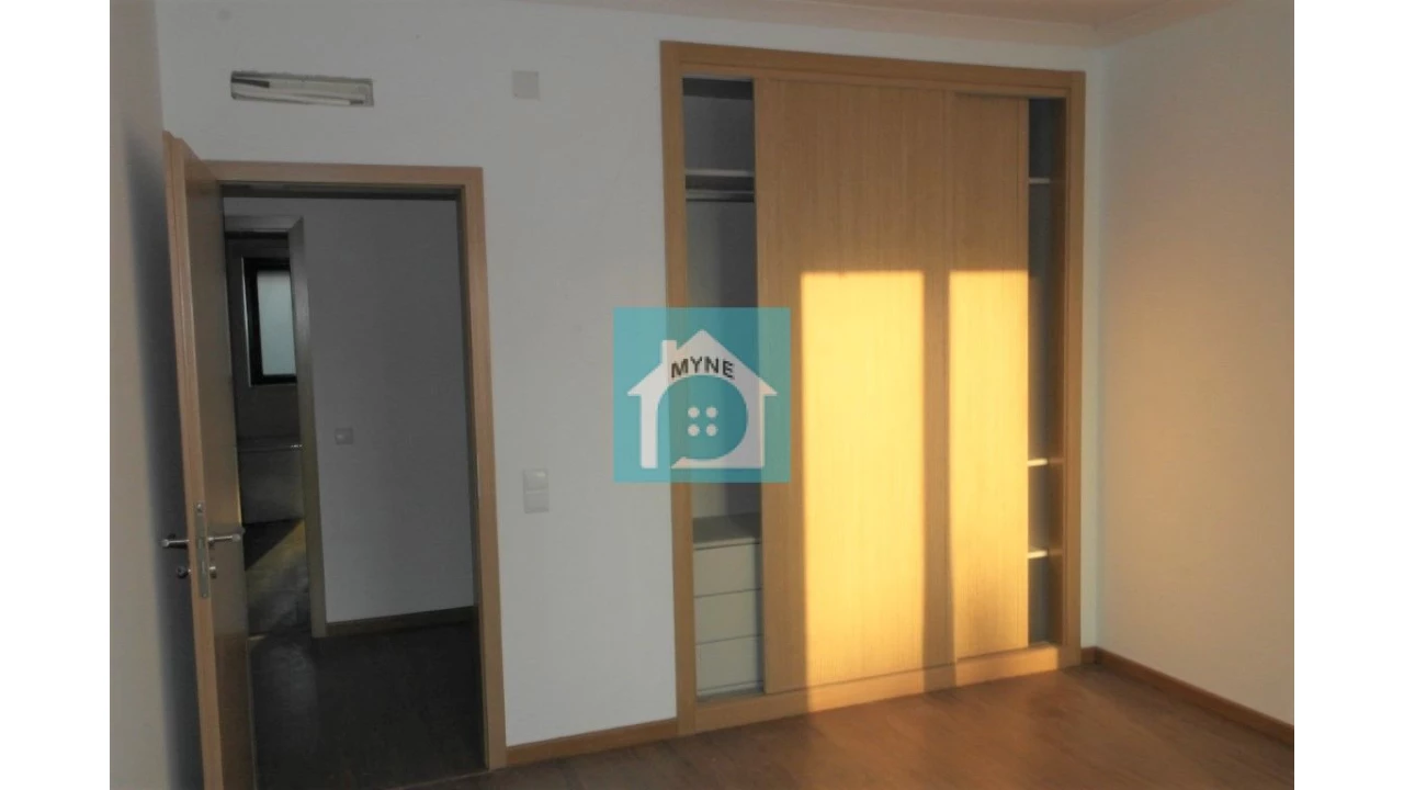 Moradia T4 para Venda em Rio Maior Foto 16