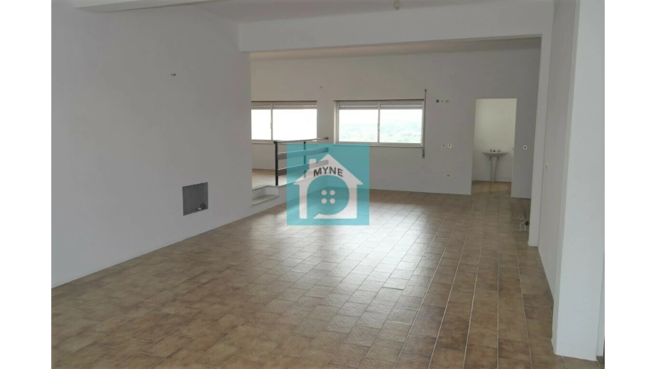 Moradia T3 para Venda em Maiorga Foto 15