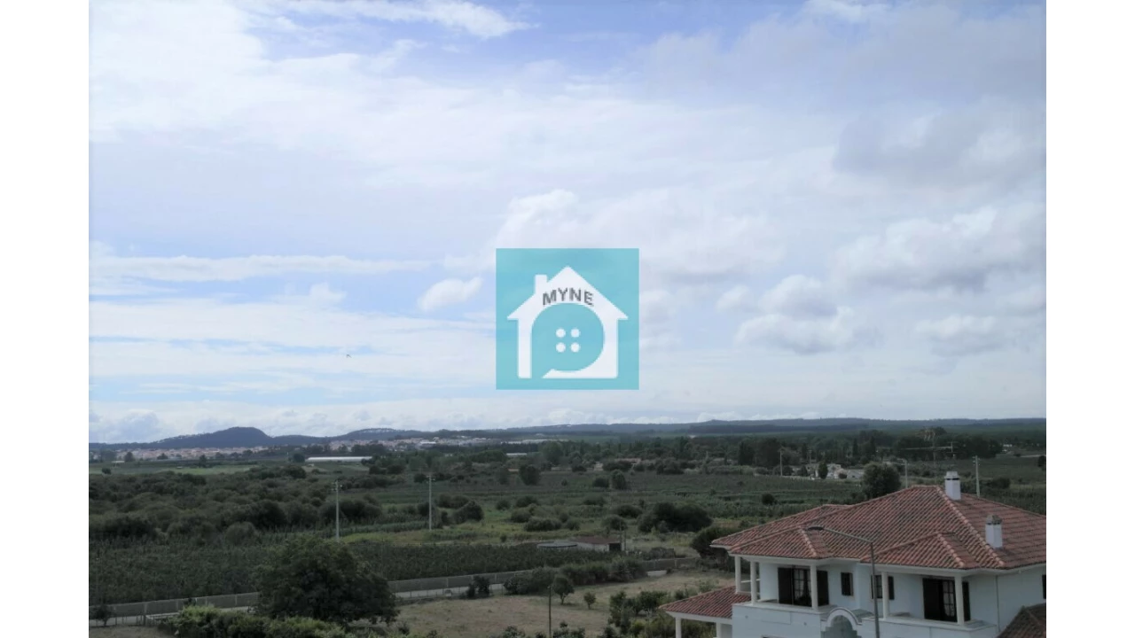 Moradia T3 para Venda em Maiorga Foto 8