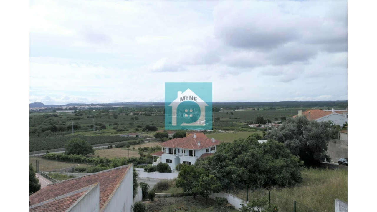 Moradia T3 para Venda em Maiorga Foto 7