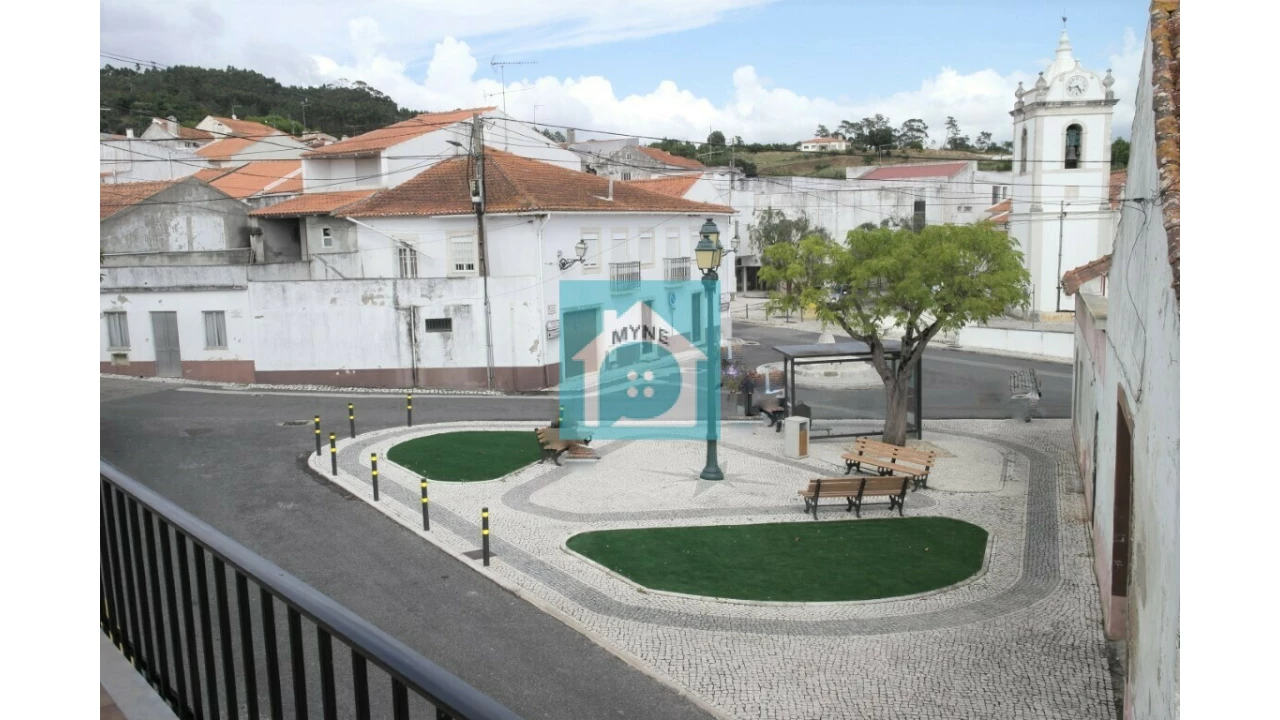 Moradia T3 para Venda em Maiorga Foto 2