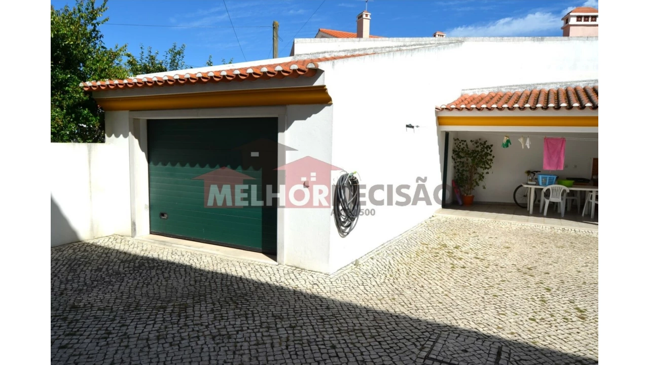 Moradia T4 para Venda em Nossa Sra de Fatima Foto 7