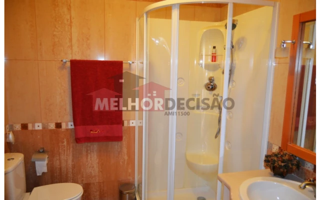 Moradia T4 para Venda em Nossa Sra de Fatima Foto 17