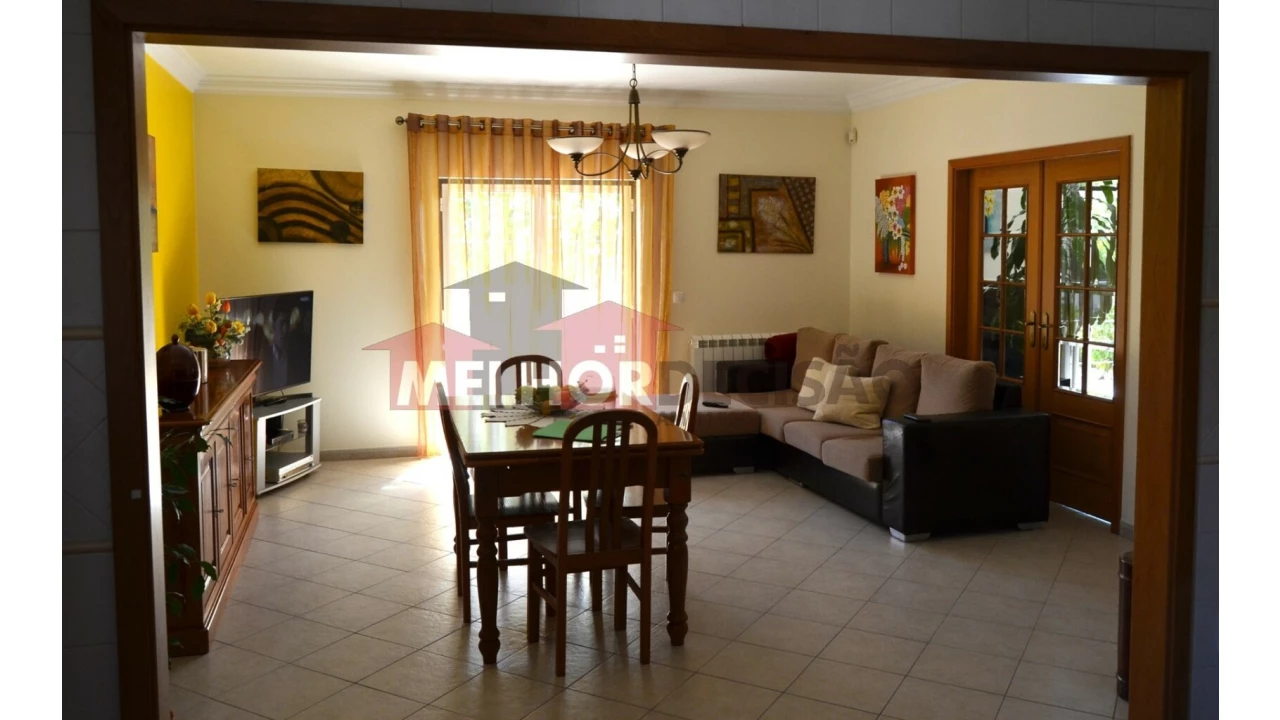 Moradia T4 para Venda em Nossa Sra de Fatima Foto 11