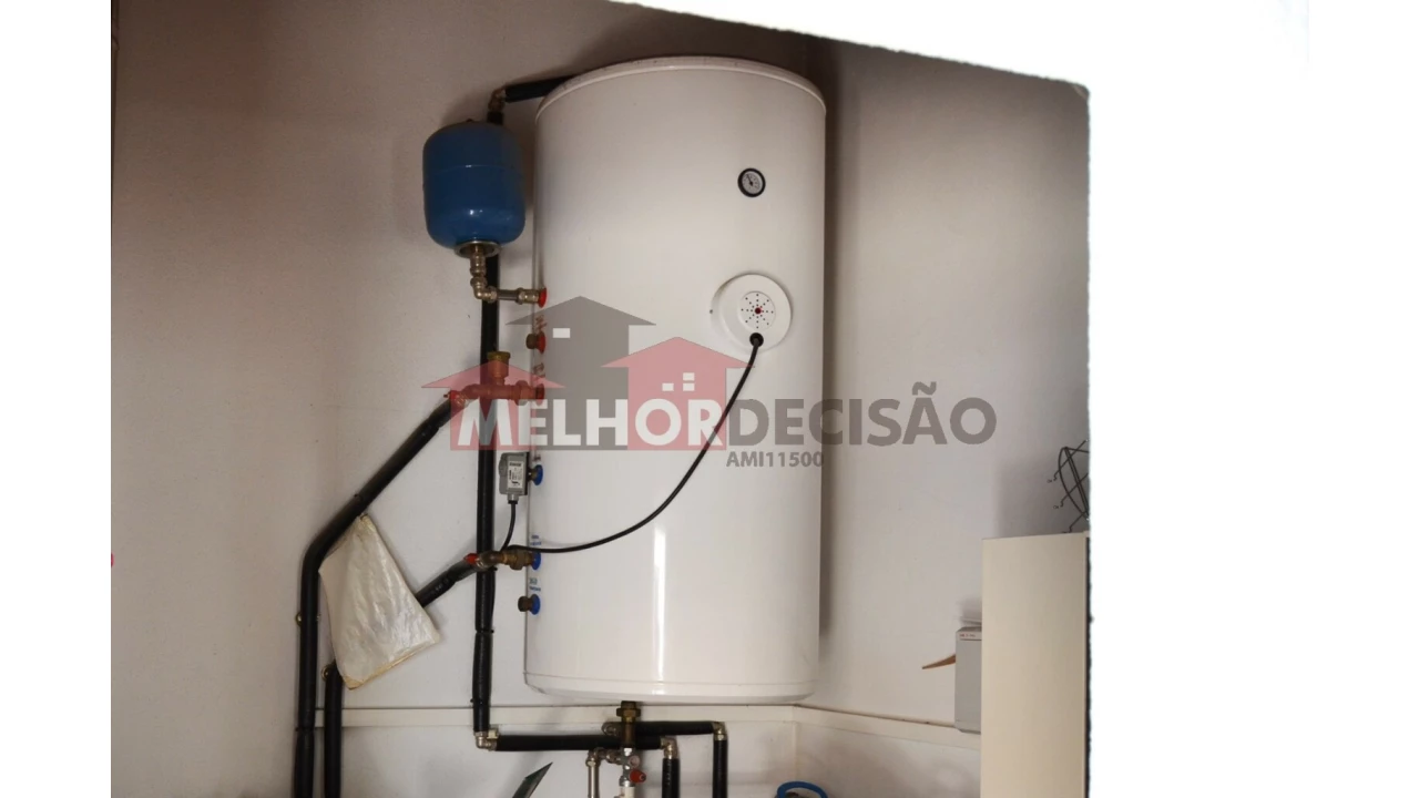 Moradia T4 para Venda em Nossa Sra de Fatima Foto 9