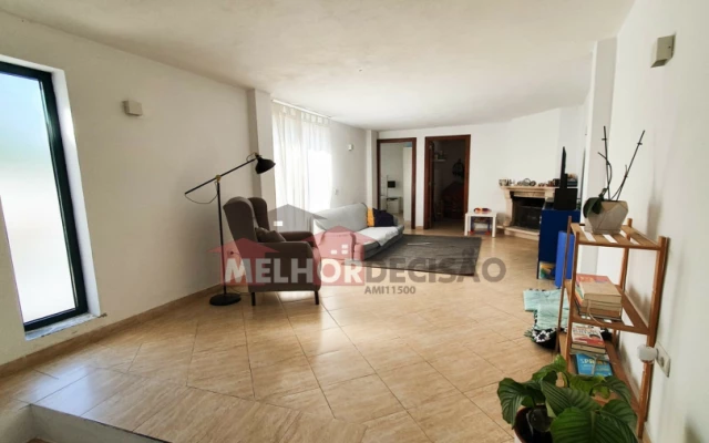 Moradia T4 para Venda em Vila Nova da Barquinha Foto 3