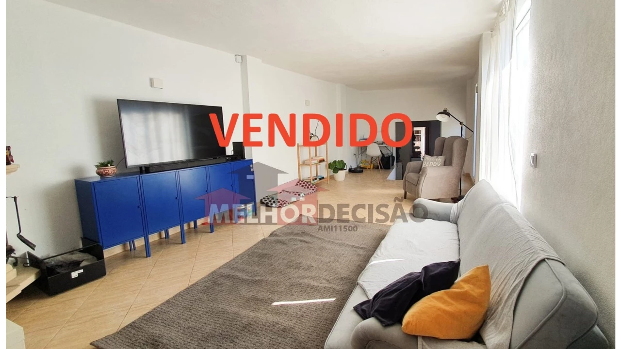 Moradia T4 para Venda em Vila Nova da Barquinha Foto 1