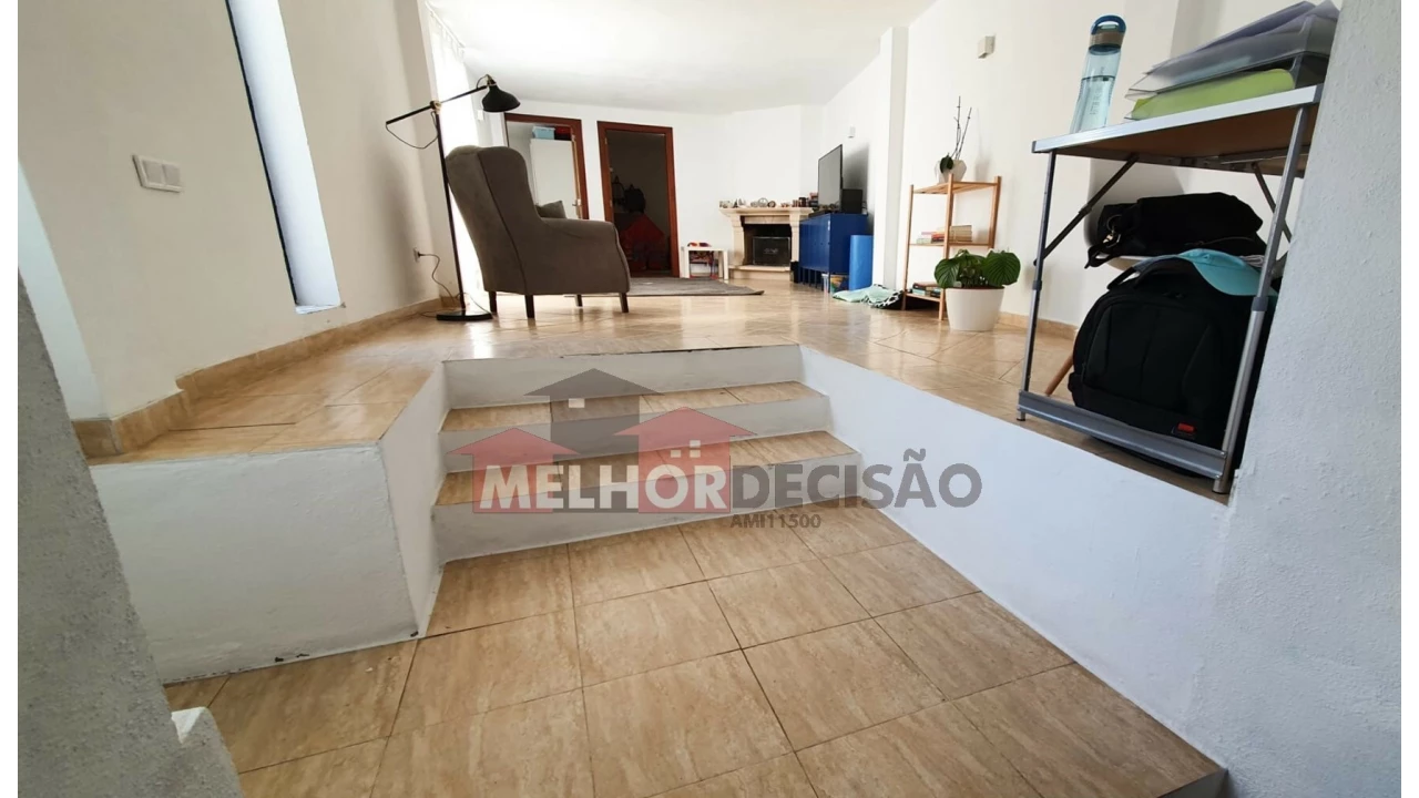 Moradia T4 para Venda em Vila Nova da Barquinha Foto 10