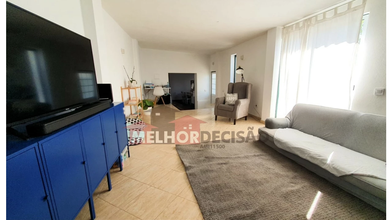 Moradia T4 para Venda em Vila Nova da Barquinha Foto 2
