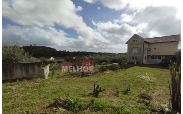 Moradia T3 para Venda em Caxarias Foto 6