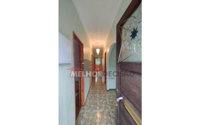 Moradia T3 para Venda em Caxarias Foto 18