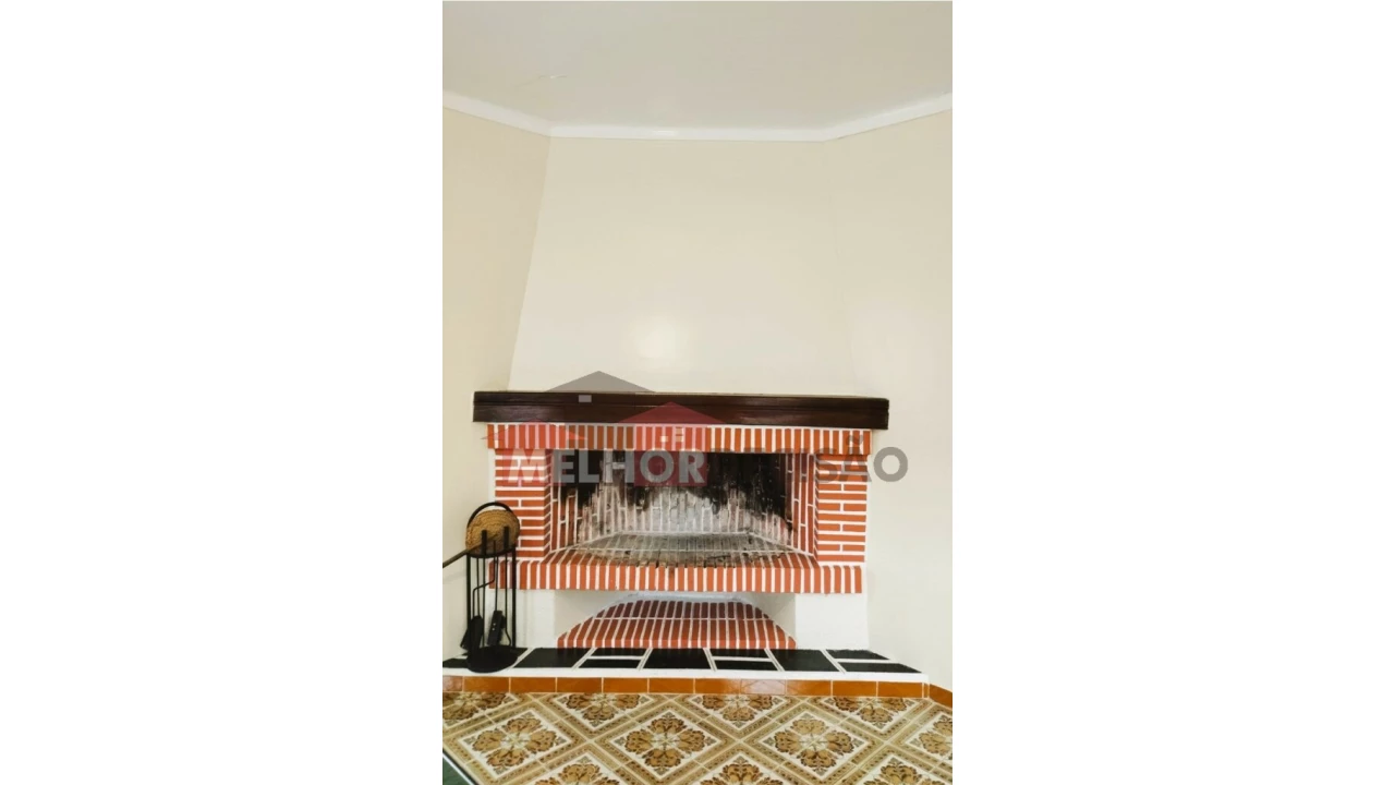 Moradia T3 para Venda em Caxarias Foto 17