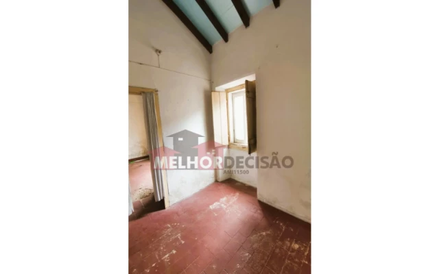 Moradia T3 para Venda em Tramagal Foto 13