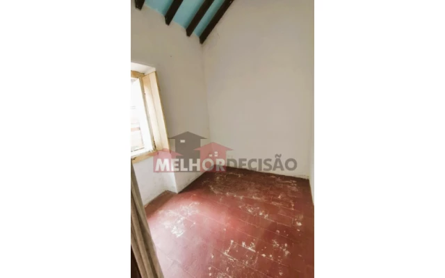 Moradia T3 para Venda em Tramagal Foto 8