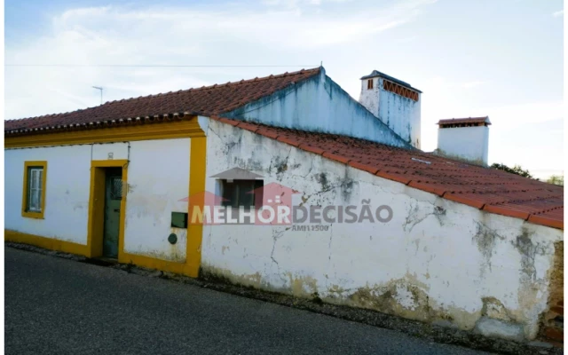 Moradia T3 para Venda em Tramagal Foto 3